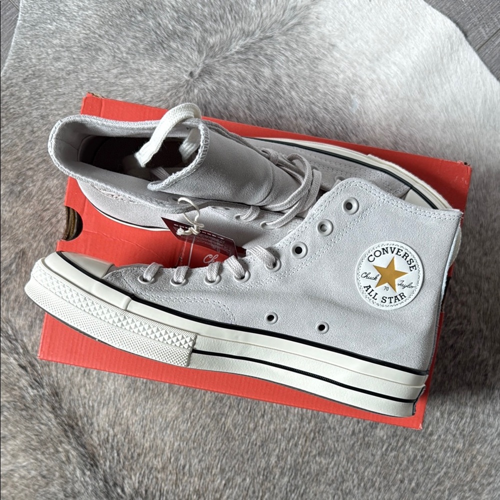 Converse All Star High-Top Sneakers Men’s Size 8